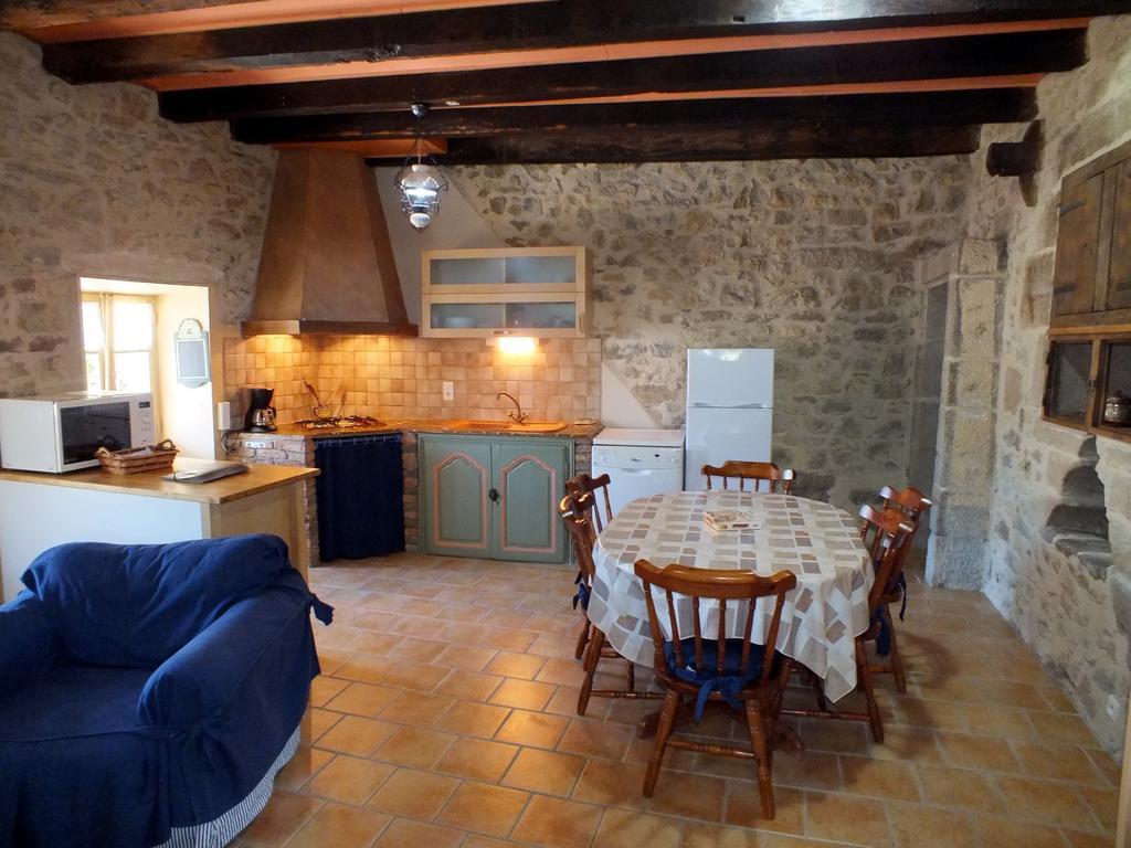 Villa L'Oustal dè Pèiro Le Bourg Esterno foto